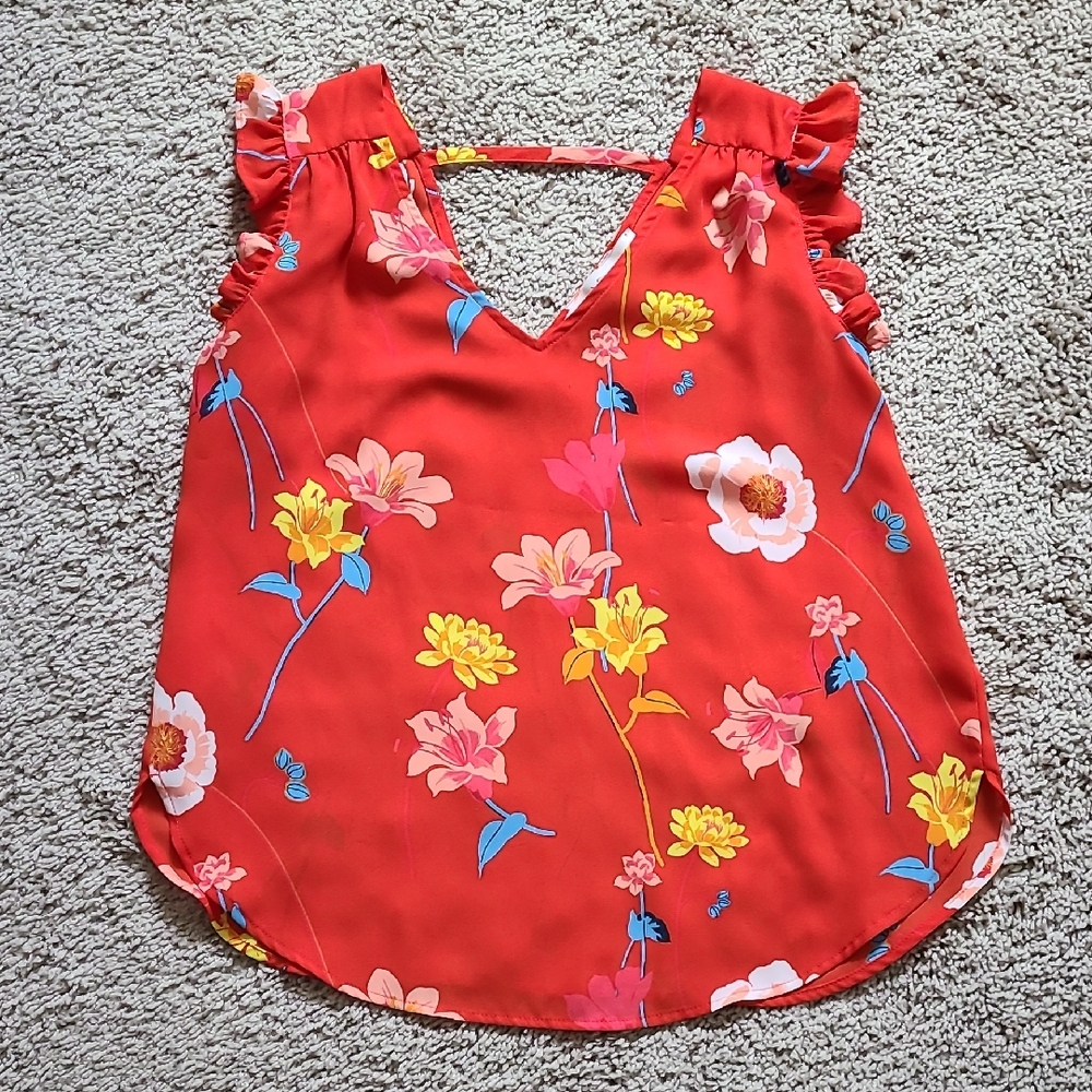 Lily Bar Back Doube V Flutter Shell